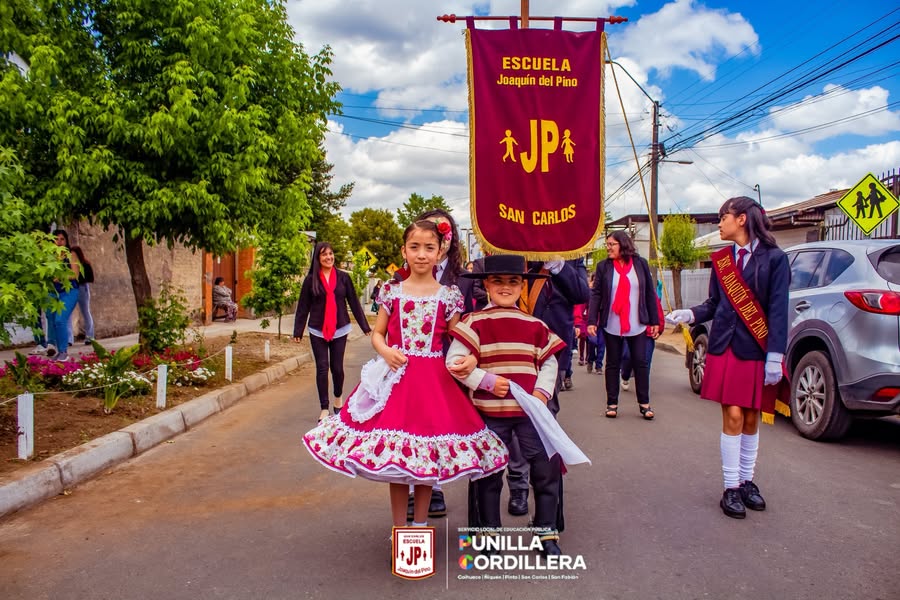 Desfile Cívico en Honor a San Carlos Borromeo: Fervor y Tradición en la Alameda
