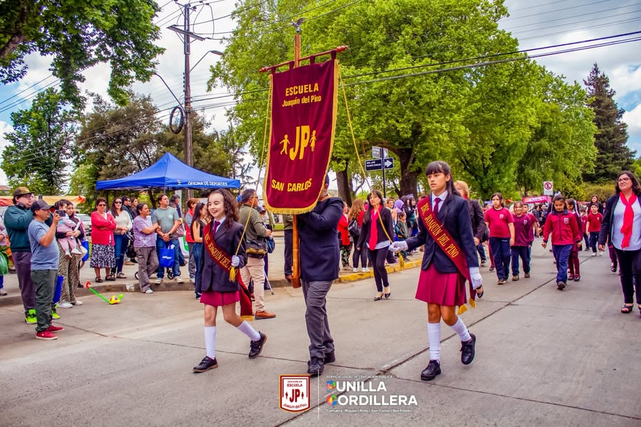 Desfile Cívico en Honor a San Carlos Borromeo: Fervor y Tradición en la Alameda