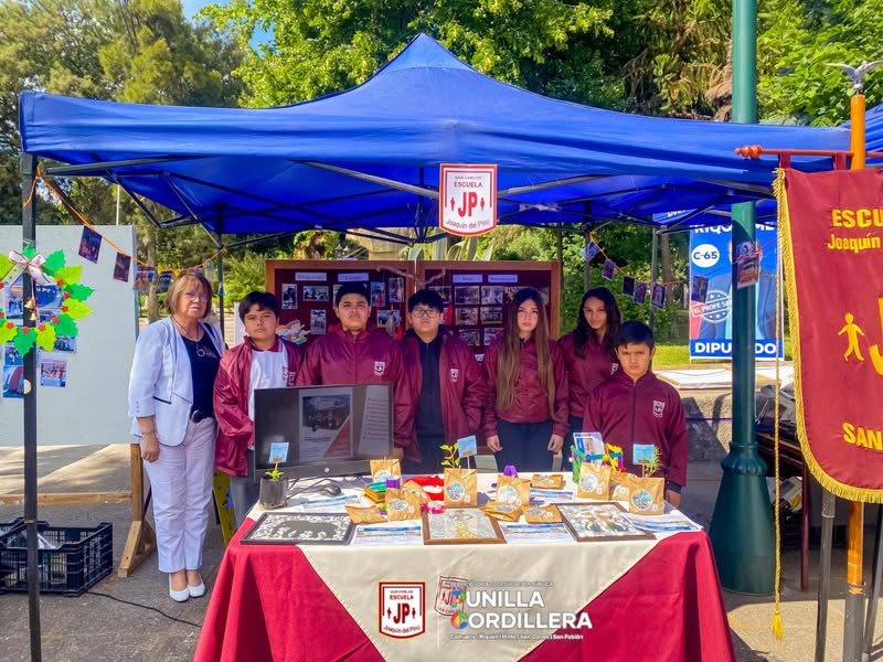 📢 ¡ Feria Educativa "Expo Educa y Elige" en San Carlos! 🏫💙  ¡Una jornada inolvidable promoviendo el futuro de nuestros estudiantes!
