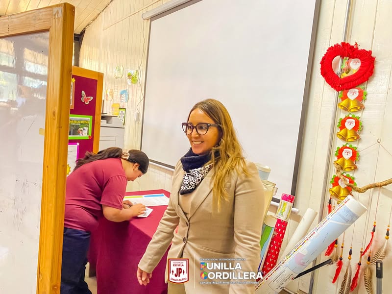 ¡La democracia se vive en nuestra escuela! 🗳️✨