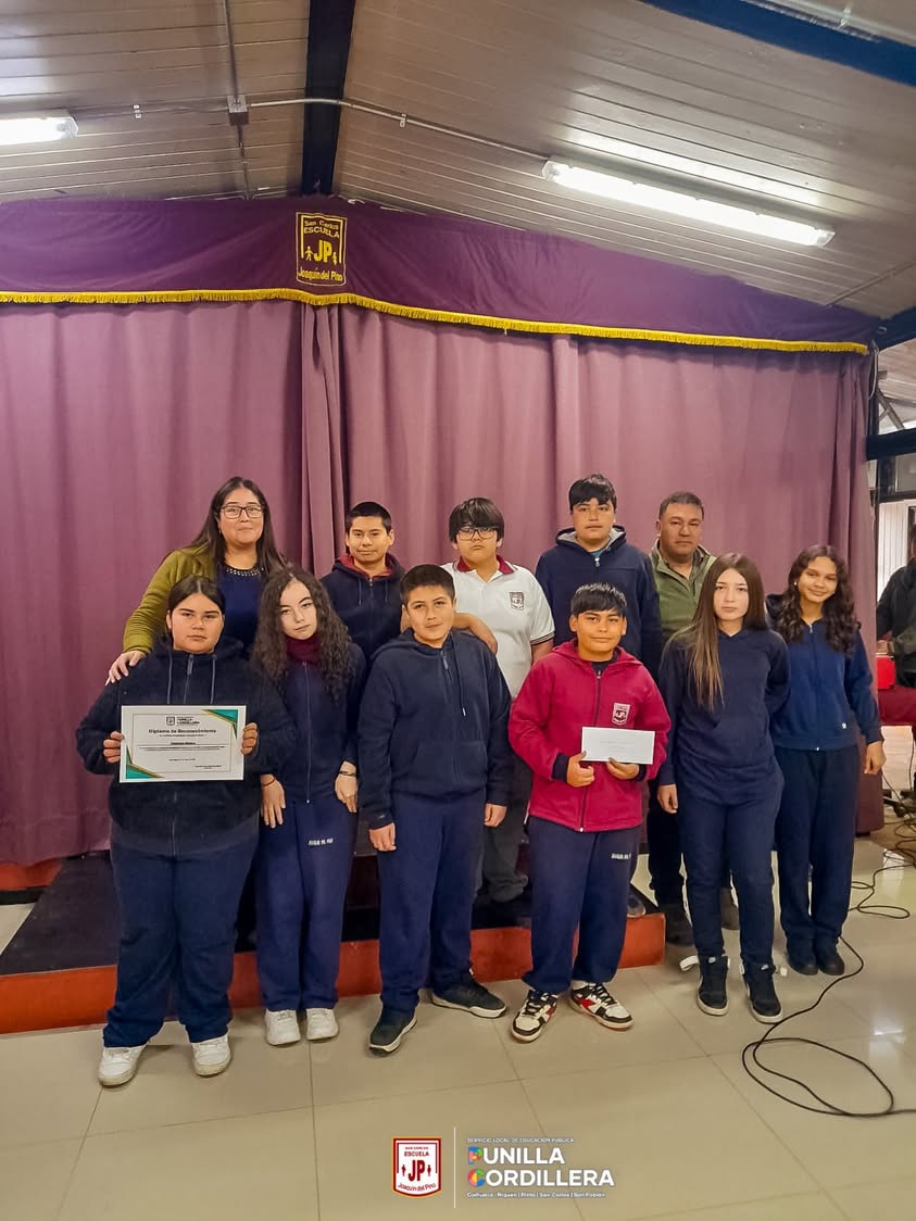 Acto académico organizado por el 4º básico.  