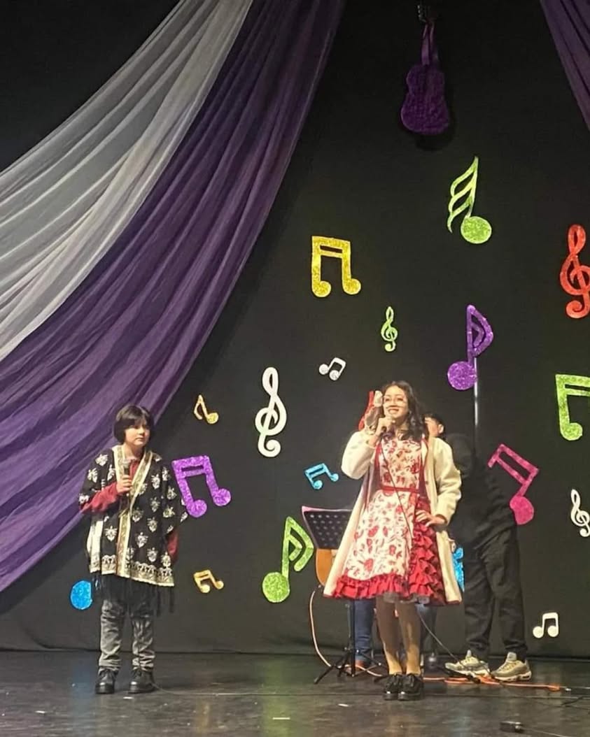 XII VERSIÓN FESTIVAL ESCOLAR “ESTUDIANTES CANTAN A VIOLETA PARRA SANDOVAL”.
